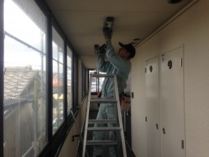 吹田市Ｉハイツ　室内電球取り換え工事