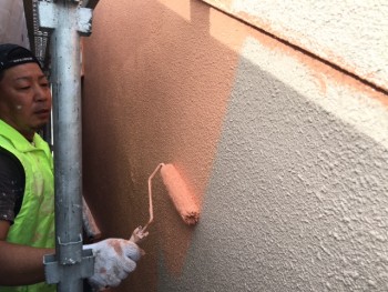 摂津市　Ｅ様邸　外壁上塗り