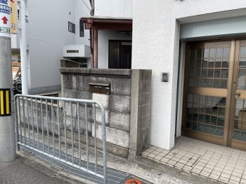 吹田市にてブロック塀の撤去と門扉取替のお問合せ