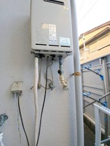 東成区にて給湯器取替をおこないました