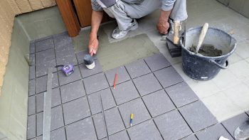 大阪市住吉区にて玄関周りタイル工事が完成しました！