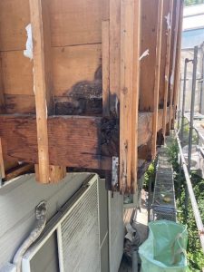 城東区にてベランダ腐食撤去新設工事を行いました