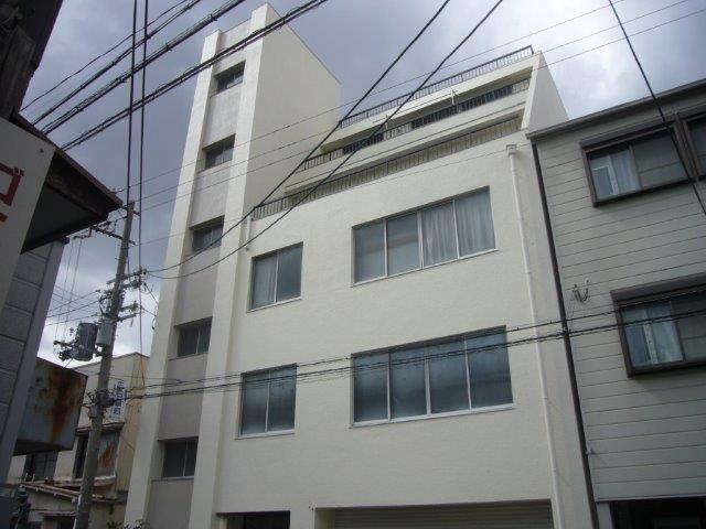 箕面市T邸　外壁シリコン塗装　屋上ベランダ防水　玄関ドア入れ替え